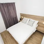 Appartamento In With Terrace, Air Conditioning, Wifi, Dishwasher, Pool 4932-2 *