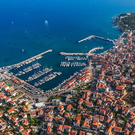 In With Terrace, Air Conditioning, Wifi, Dishwasher, Pool 4932-2 * Vodice