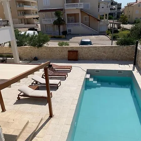In With Terrace, Air Conditioning, Wifi, Dishwasher, Pool 4932-2 Apartment *