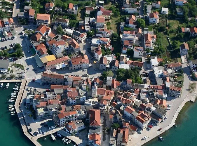 Apartamento In With Terrace, Air Conditioning, Wifi, Dishwasher, Pool 4932-2 *