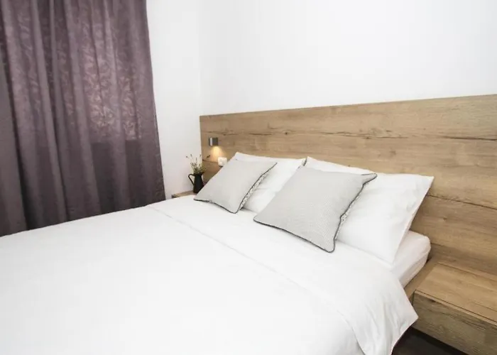 In With Terrace, Air Conditioning, Wifi, Dishwasher, Pool 4932-2 Apartamento *