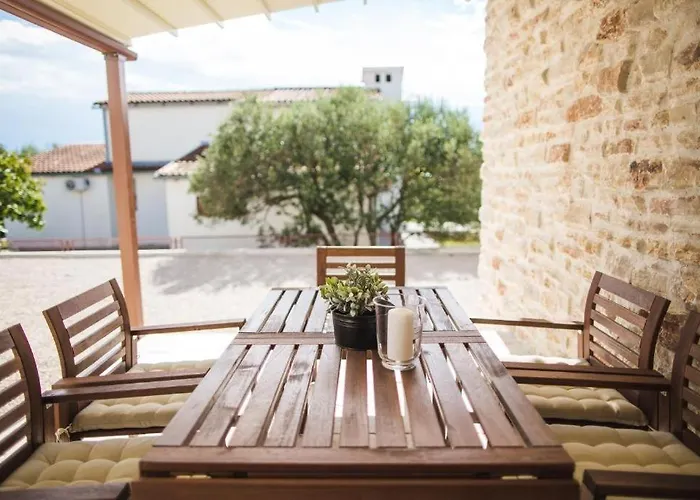 In With Terrace, Air Conditioning, Wifi, Dishwasher, Pool 4932-2 公寓 沃迪切